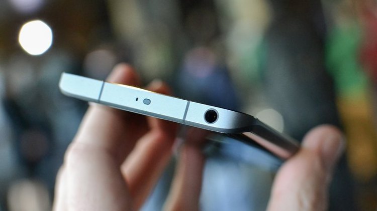 Hands on Review of Xiaomi Mi 5-3
